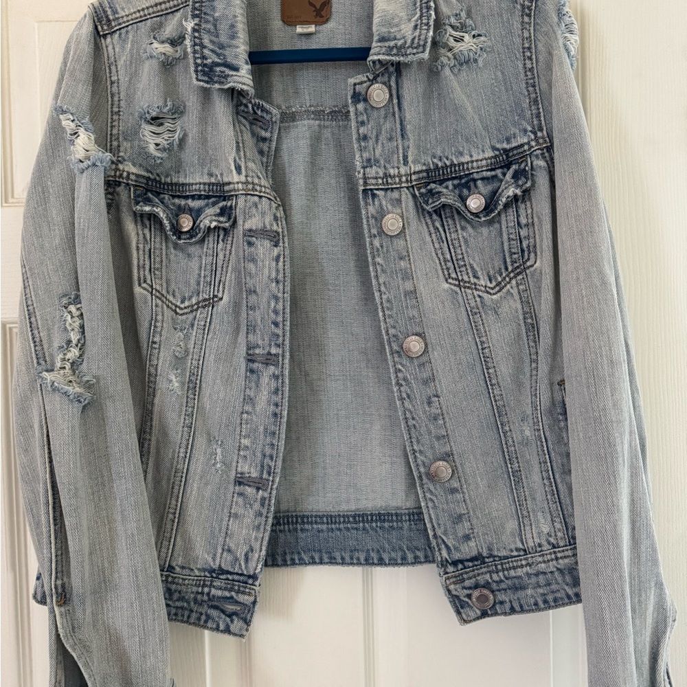 American Eagle Outfitters Blue Jean Jacket Cropped Distressed